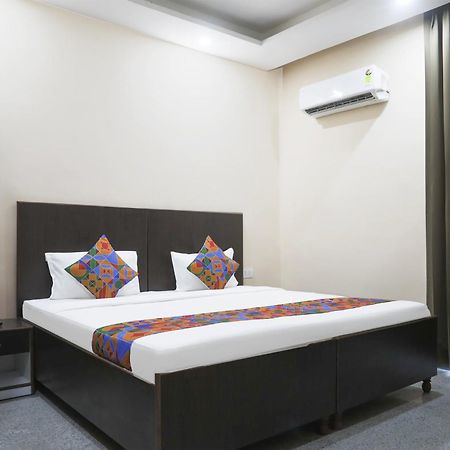 Fabhotel Bliss Premium Gurgaon Luaran gambar