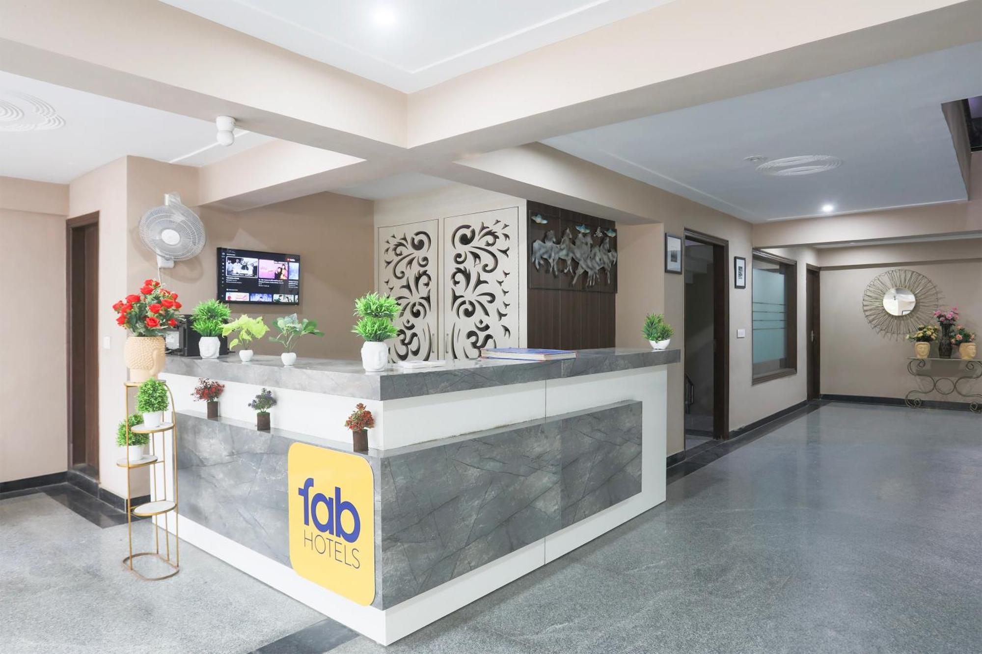 Fabhotel Bliss Premium Gurgaon Luaran gambar